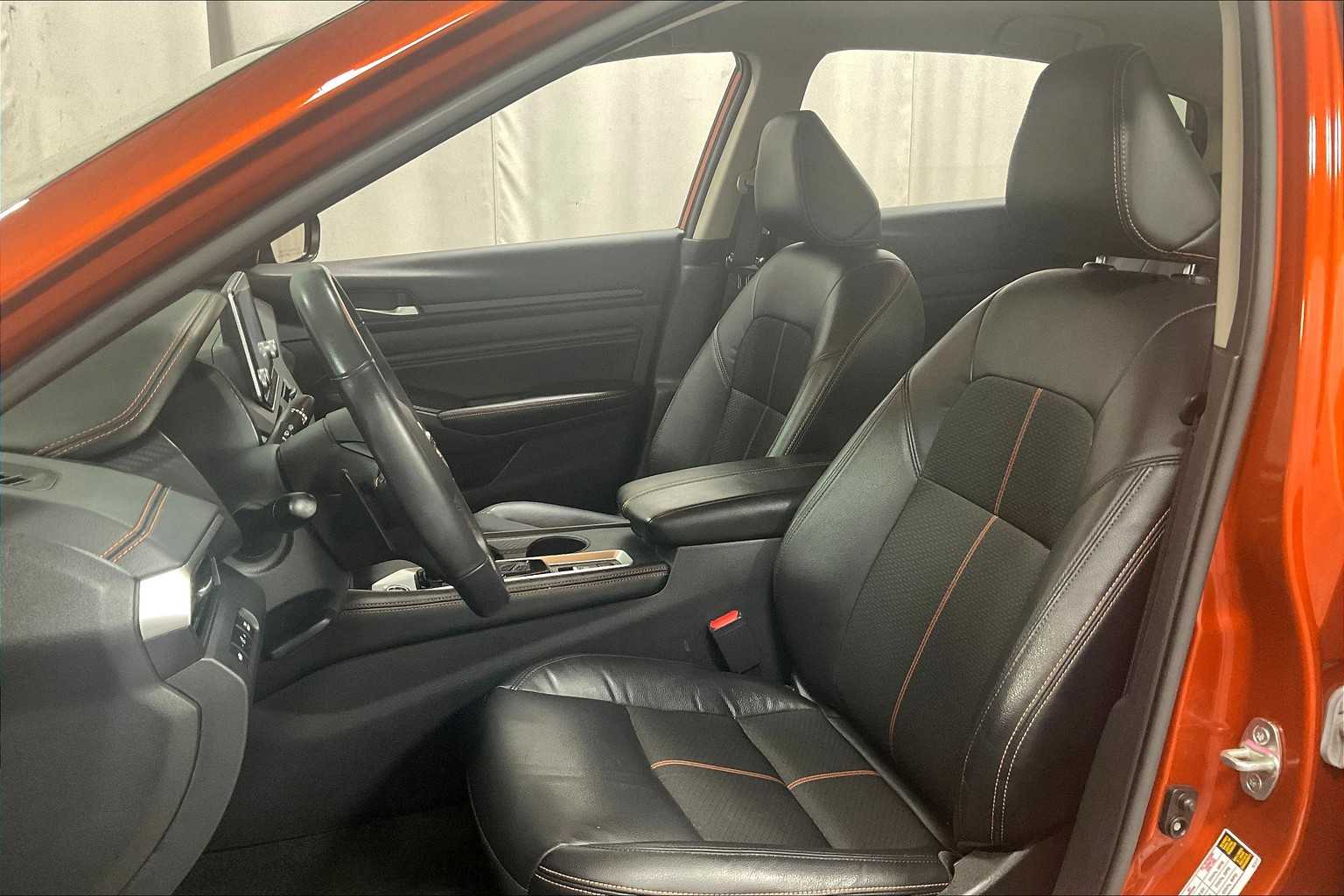 2022 Nissan Altima 2.5 SR - Photo 10