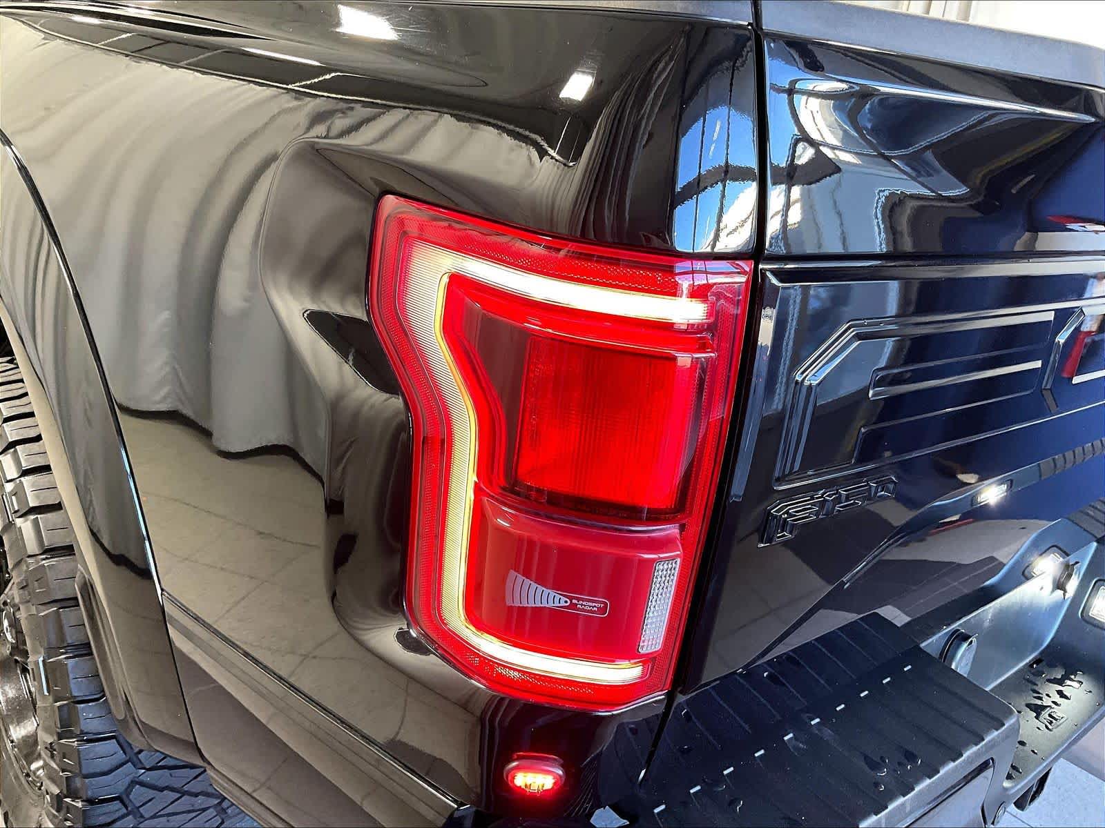 2018 Ford F-150 Raptor - Photo 34