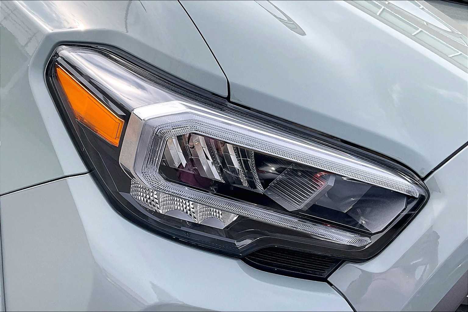 2022 Toyota Tacoma TRD Sport - Photo 33