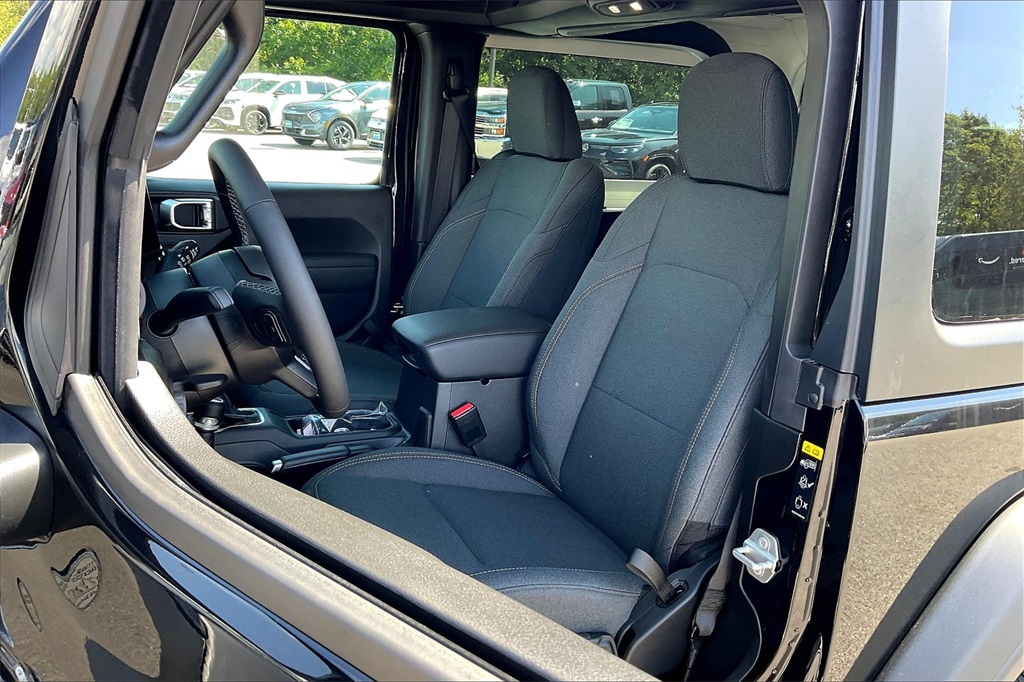 2025 Jeep Wrangler Sport S - Photo 11
