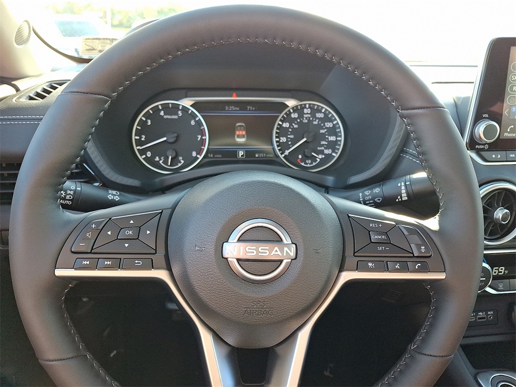 2025 Nissan Sentra SV - Photo 14