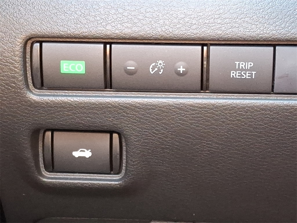 2025 Nissan Sentra SV - Photo 17