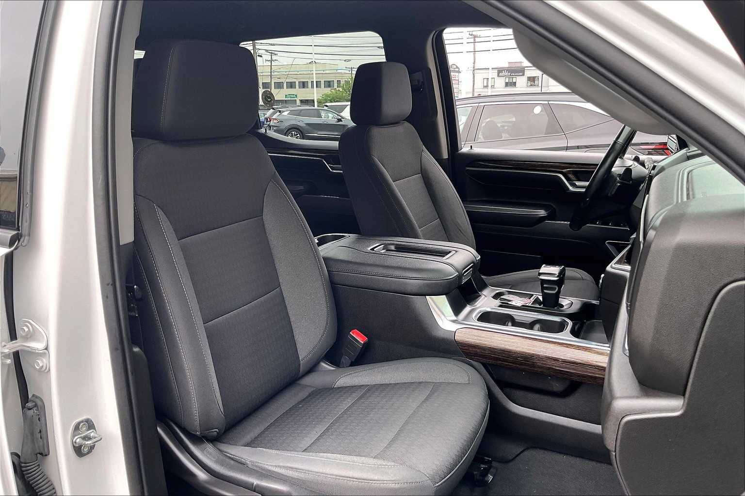 2022 GMC Sierra 1500 Elevation - Photo 11