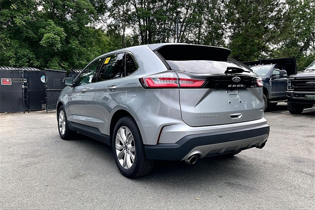 2022 Ford Edge Titanium - Photo 6