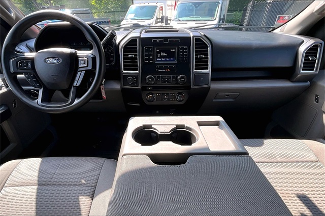 2017 Ford F-150 XL - Photo 16