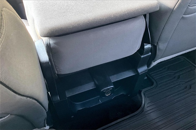 2017 Ford F-150 XL - Photo 28