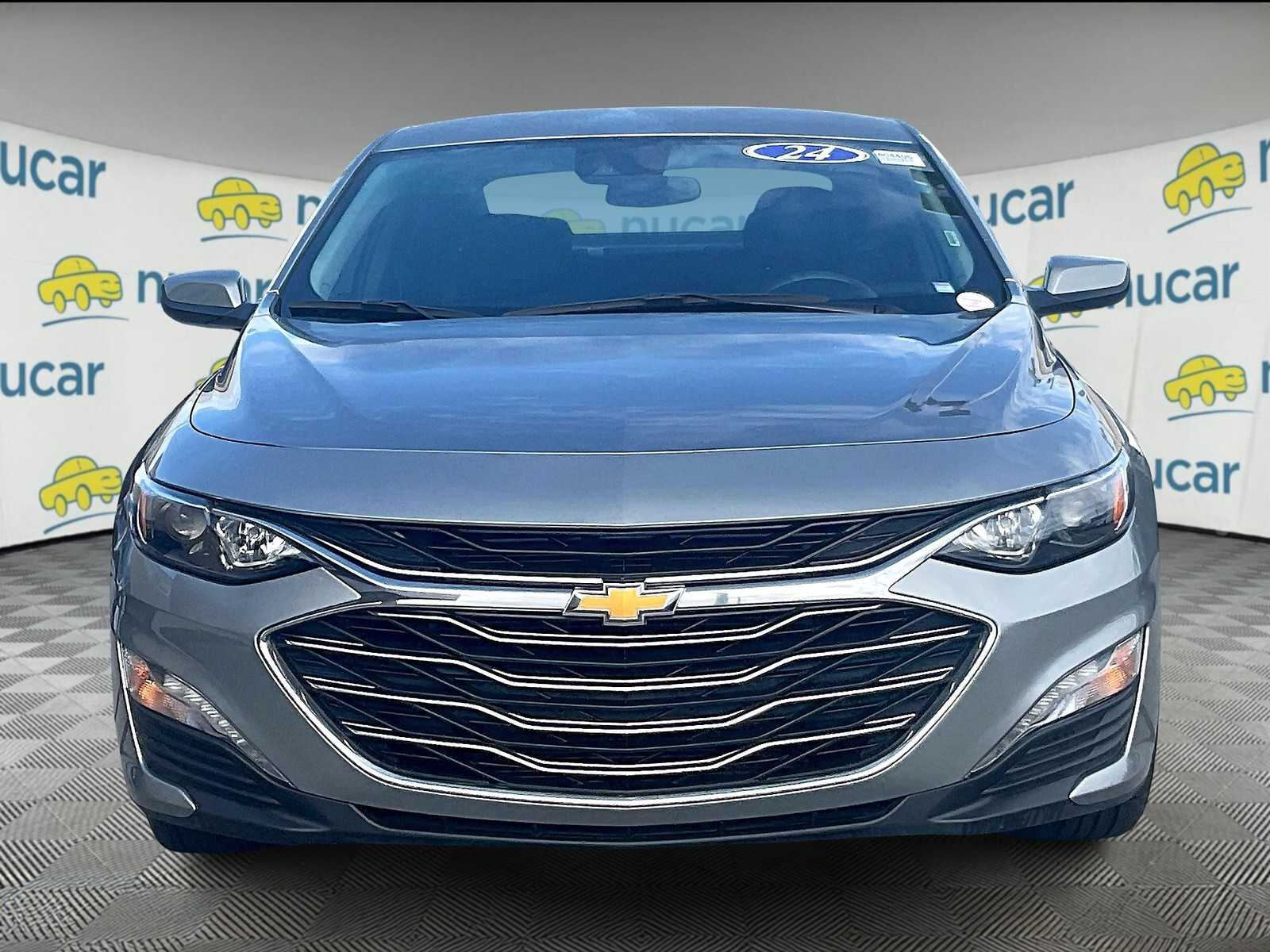 2024 Chevrolet Malibu LT - Photo 2