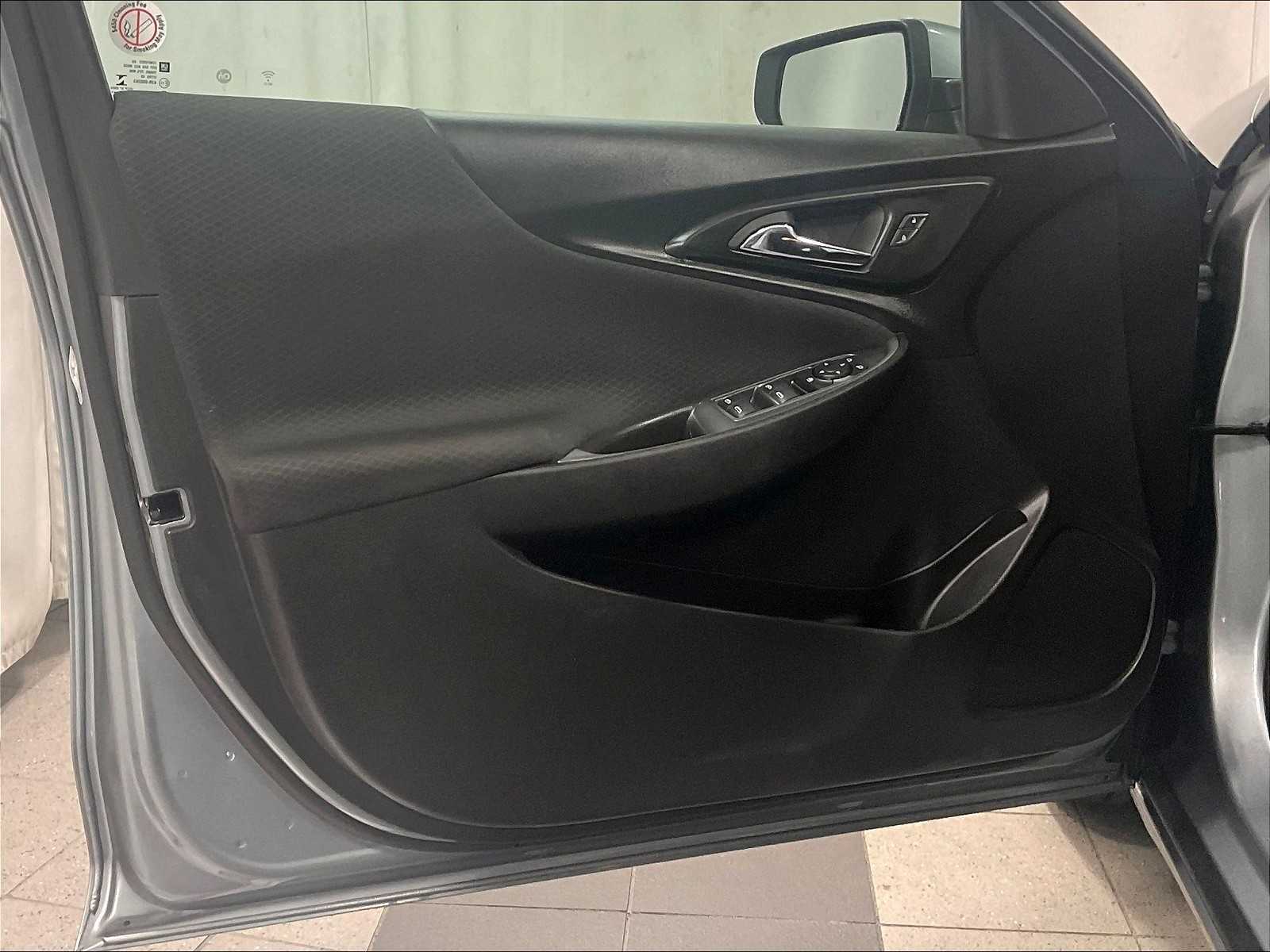 2024 Chevrolet Malibu LT - Photo 9
