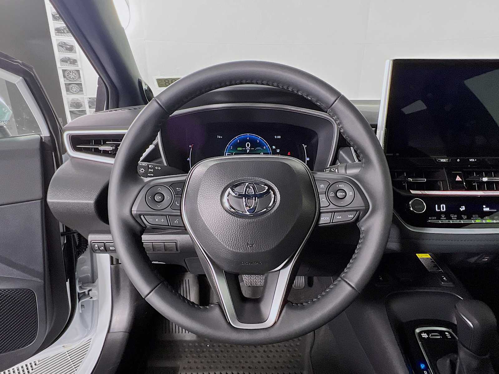 2025 Toyota Corolla XSE - Photo 7