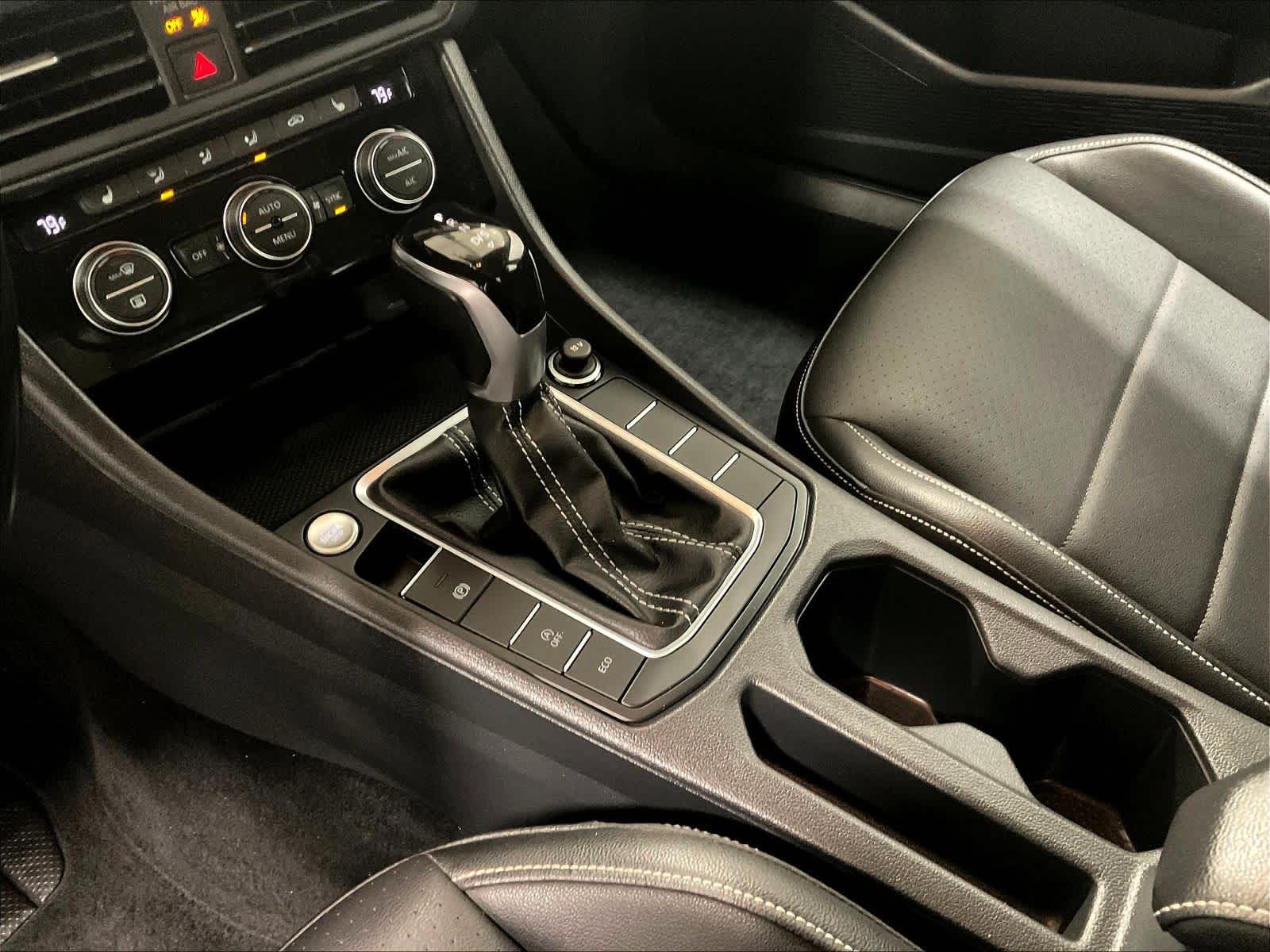 2022 Volkswagen Jetta SE - Photo 20