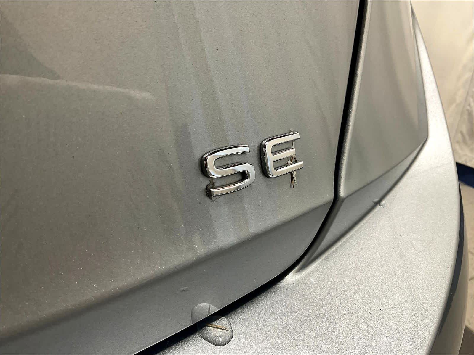 2022 Volkswagen Jetta SE - Photo 28