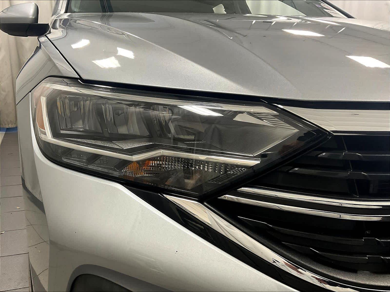 2022 Volkswagen Jetta SE - Photo 32