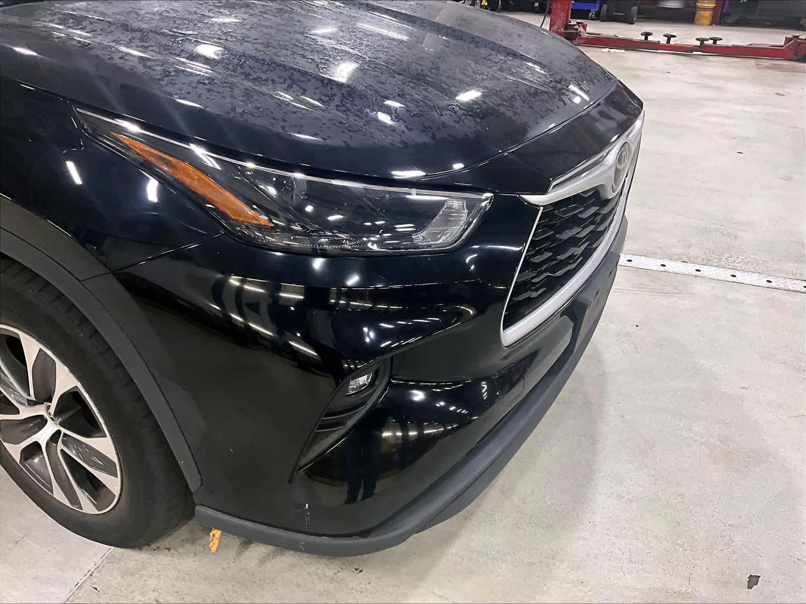 2022 Toyota Highlander XLE - Photo 5