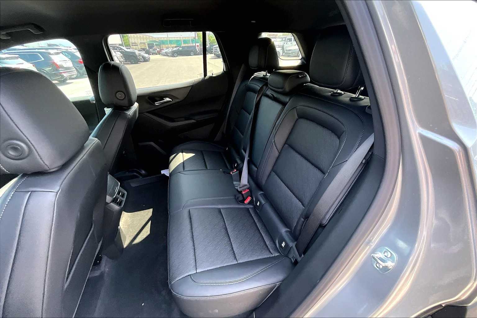 2026 Chevrolet Equinox AWD LT - Photo 15