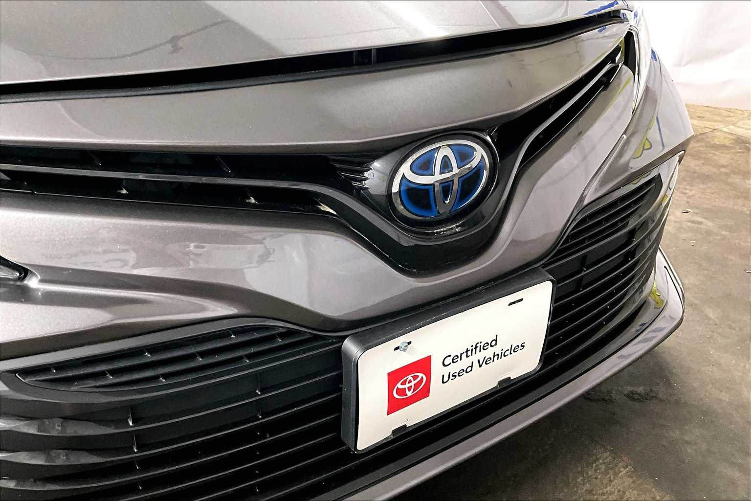 2018 Toyota Camry Hybrid LE - Photo 30