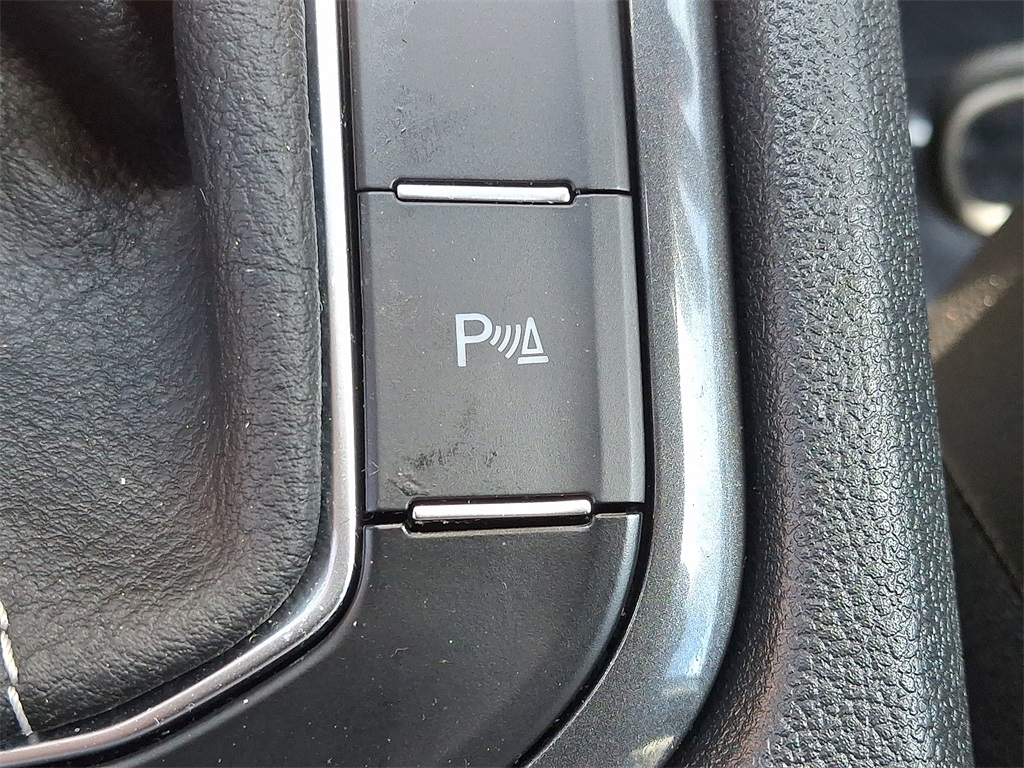 2022 Volkswagen Tiguan 2.0T SE R-Line Black - Photo 23