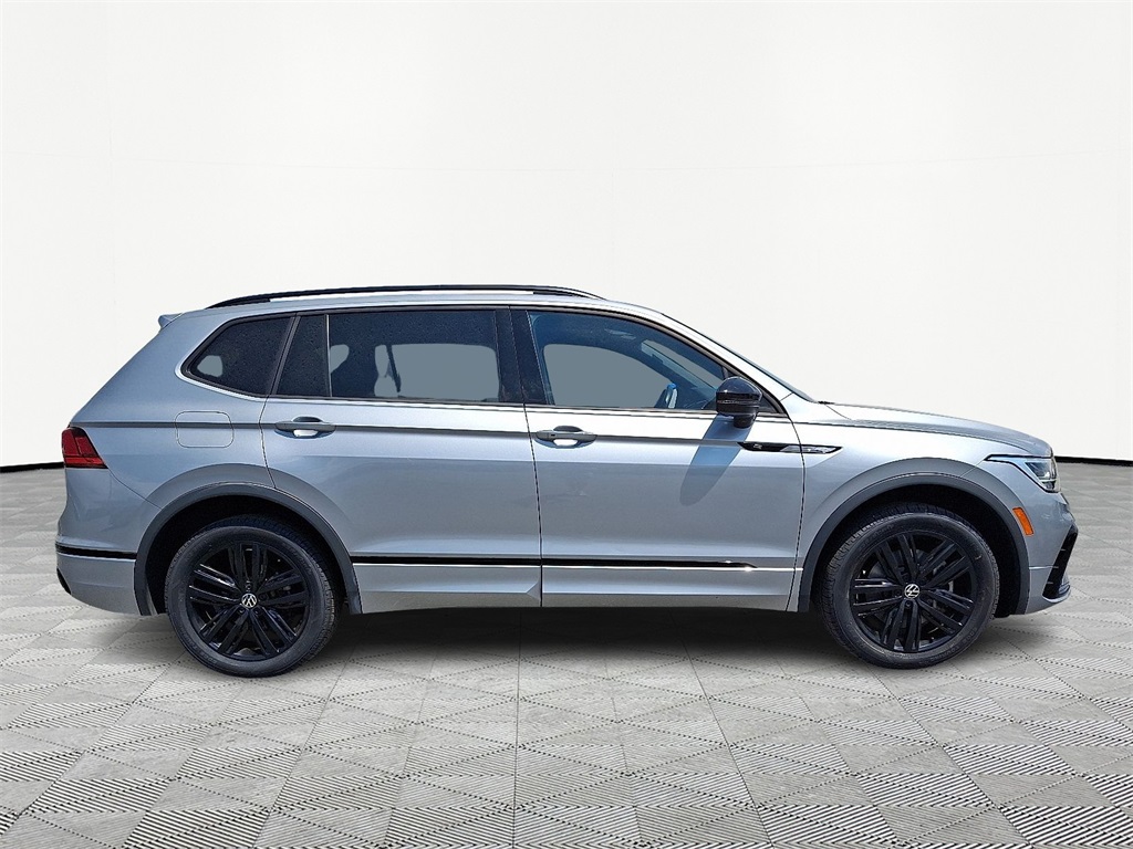 2022 Volkswagen Tiguan 2.0T SE R-Line Black - Photo 7