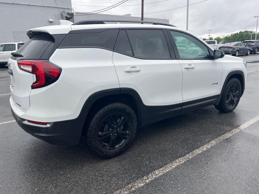 2023 GMC Terrain AT4 - Photo 4