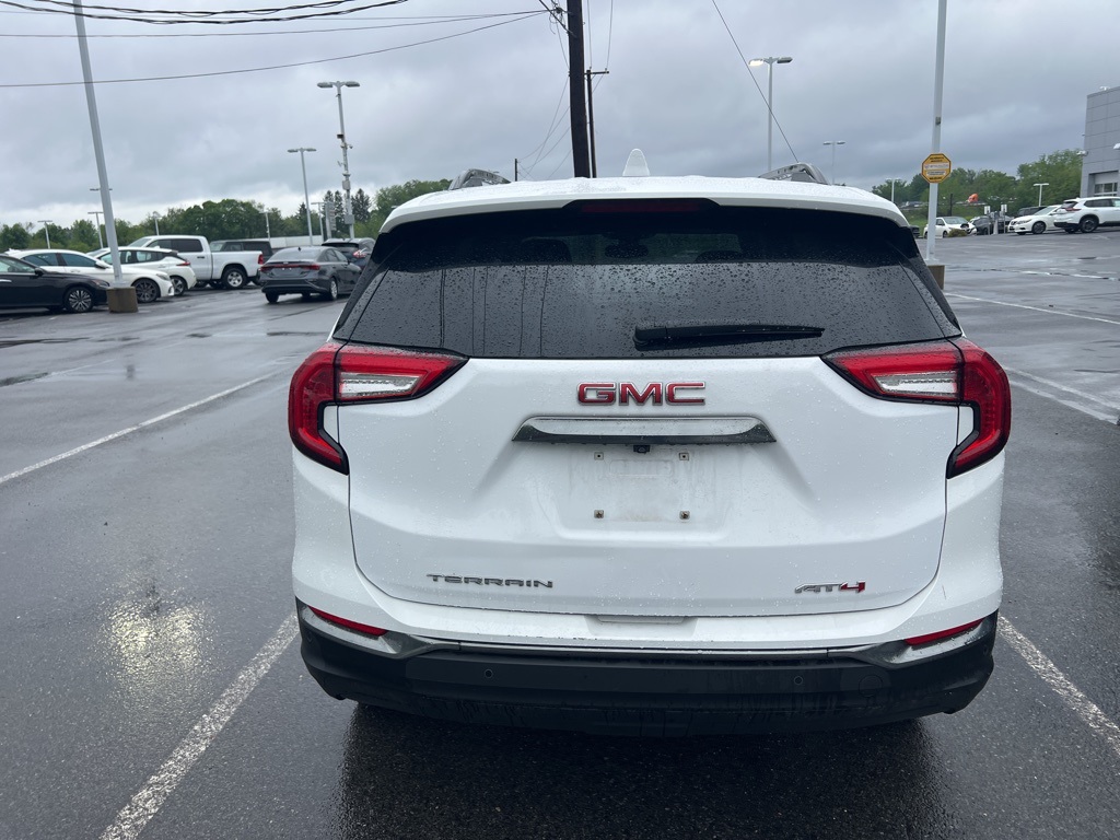 2023 GMC Terrain AT4 - Photo 5
