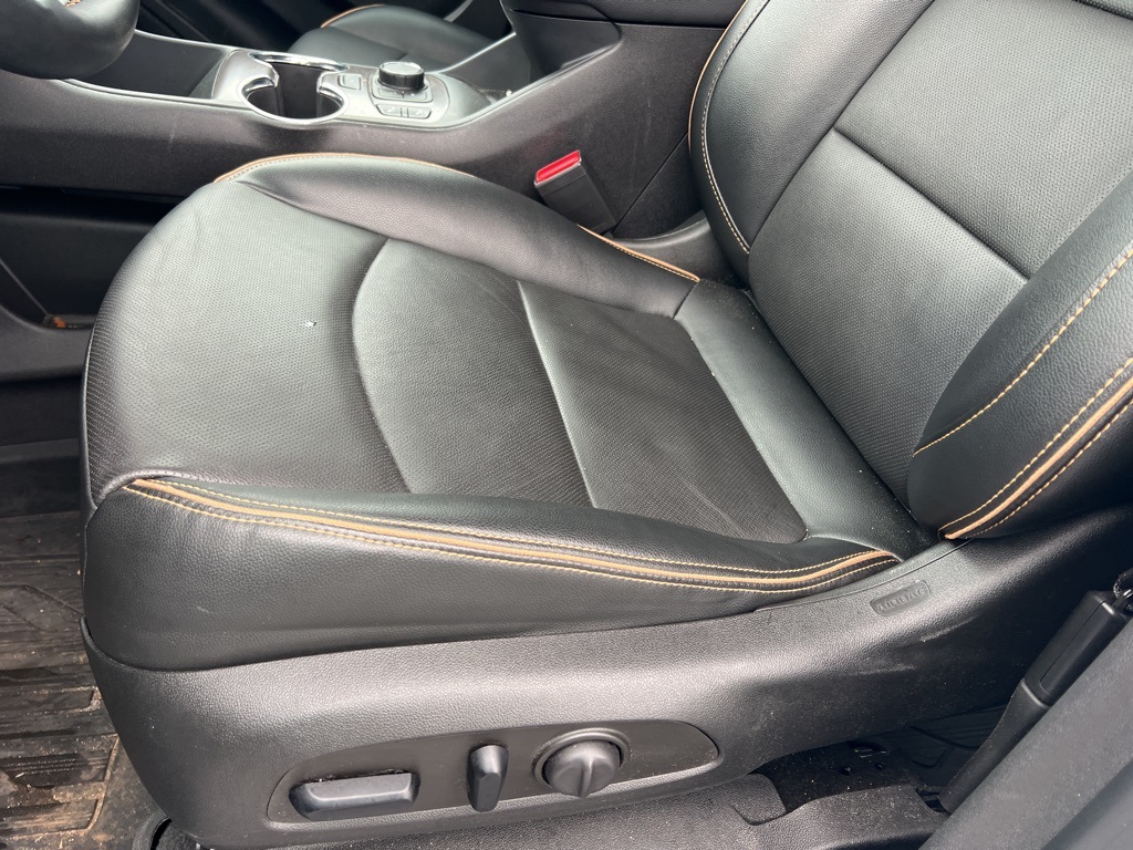 2023 GMC Terrain AT4 - Photo 10