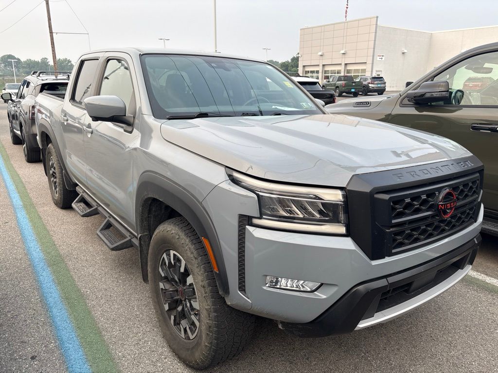 2023 Nissan Frontier PRO-4X - Photo 1