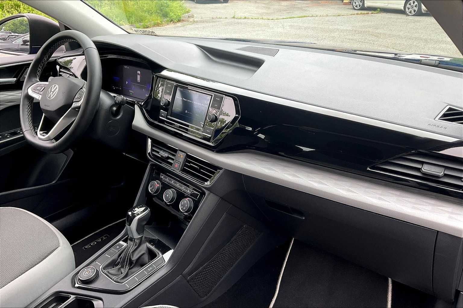 2023 Volkswagen Taos S - Photo 14