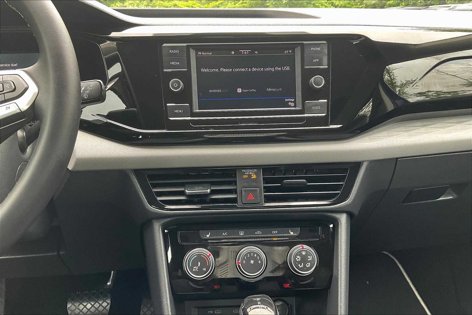 2023 Volkswagen Taos S - Photo 18