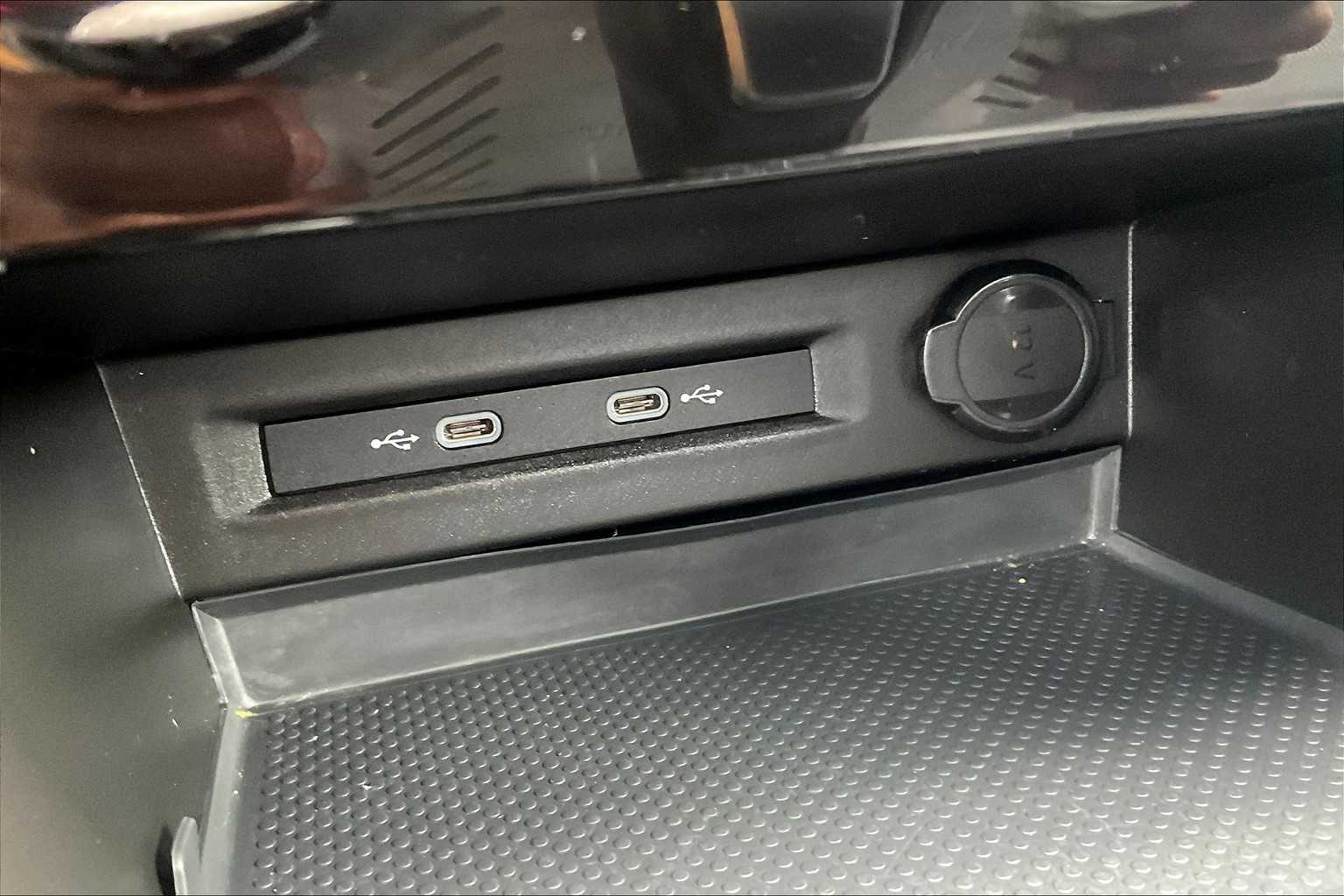 2023 Volkswagen Taos S - Photo 25