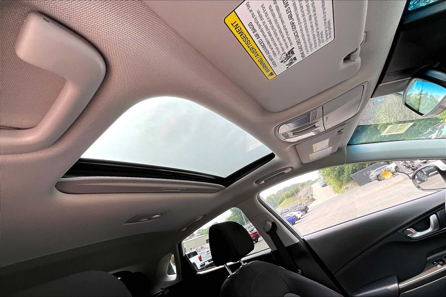 2022 Hyundai Kona SEL - Photo 22
