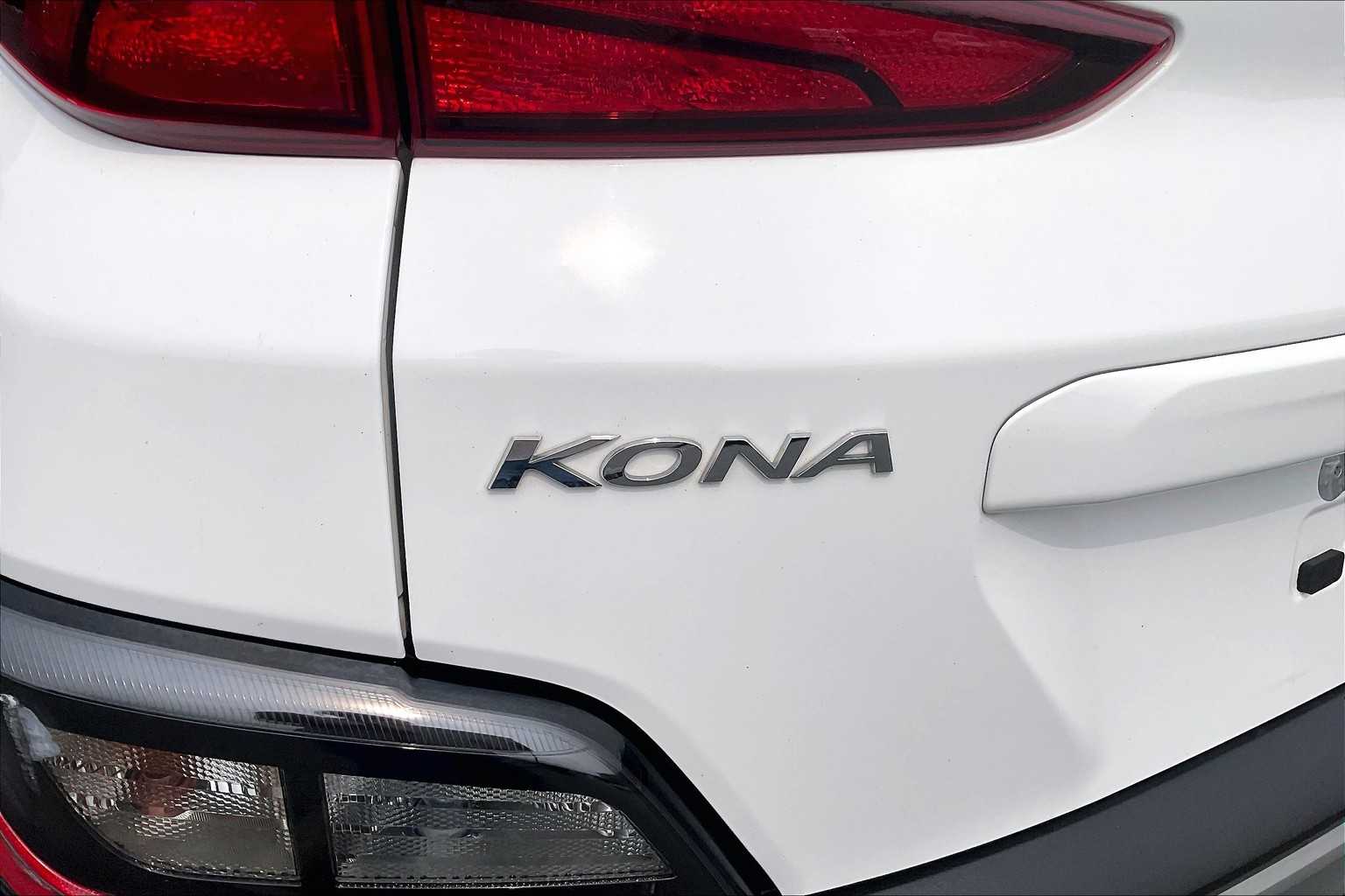 2022 Hyundai Kona SEL - Photo 28