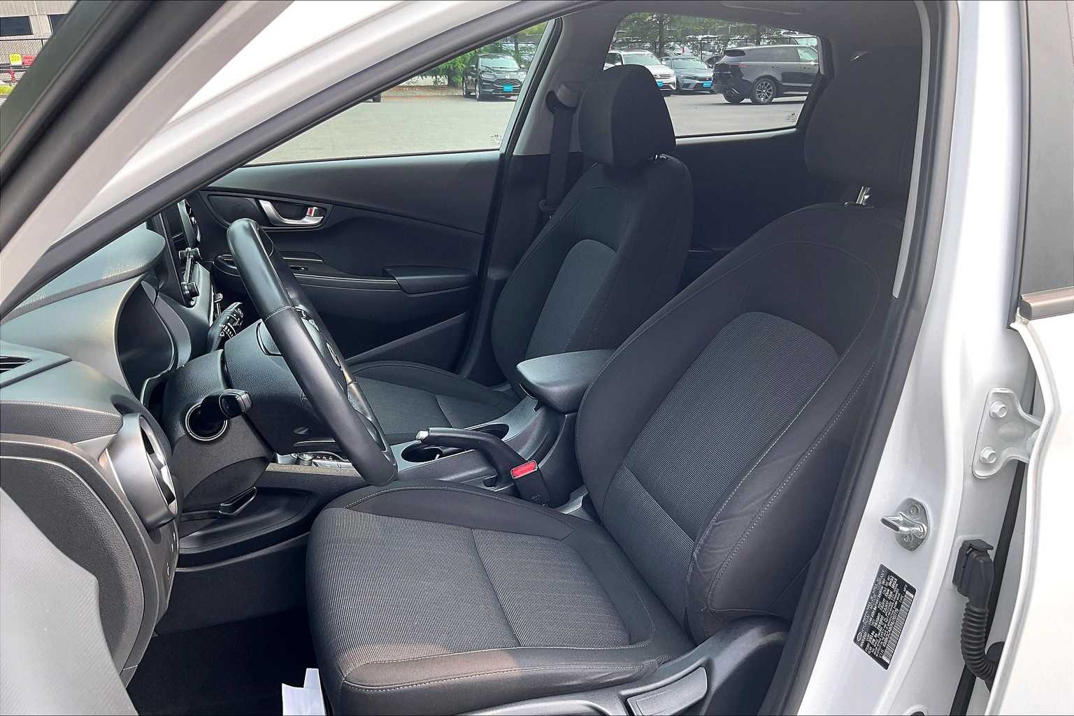 2022 Hyundai Kona SEL - Photo 10