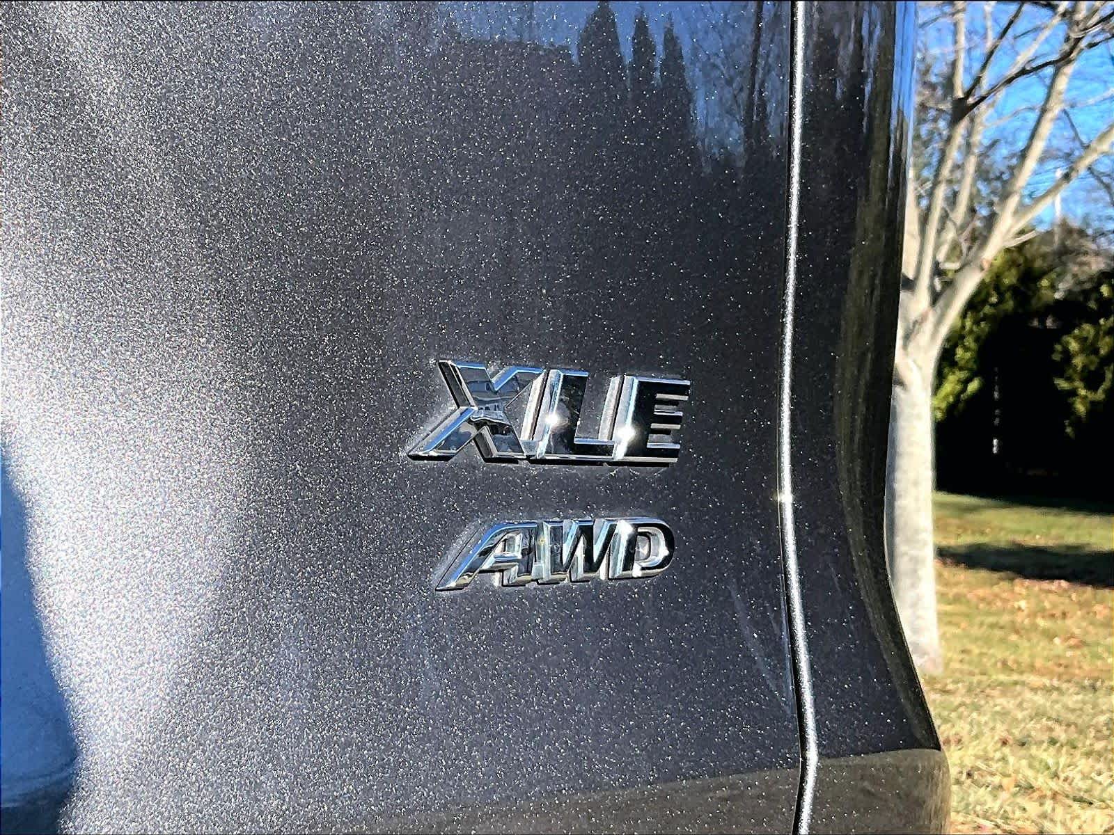 2022 Toyota RAV4 XLE - Photo 29