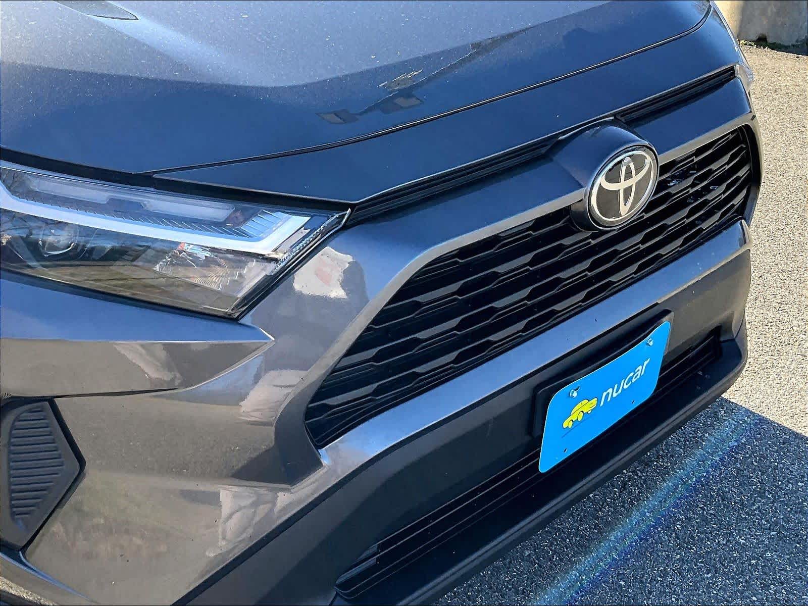 2022 Toyota RAV4 XLE - Photo 32