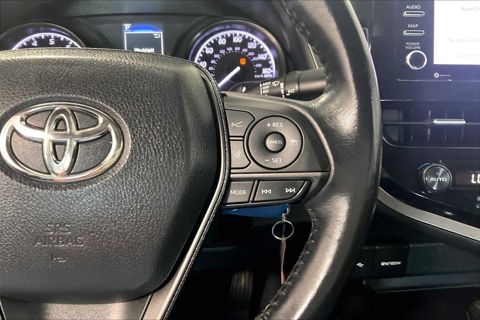2021 Toyota Camry SE - Photo 23