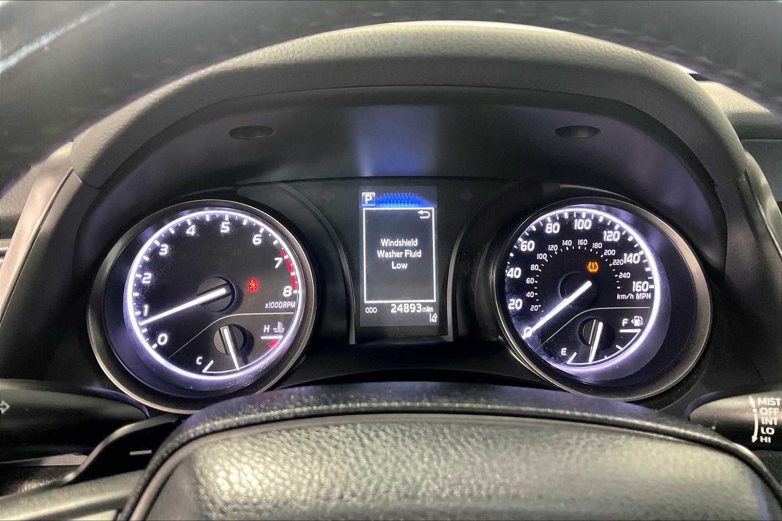 2021 Toyota Camry SE - Photo 24