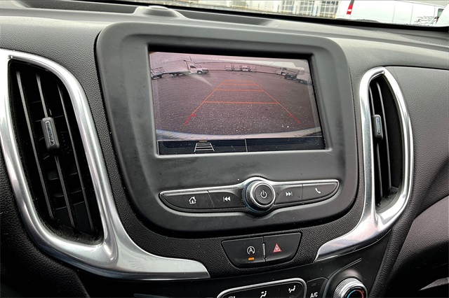 2022 Chevrolet Equinox LT - Photo 24