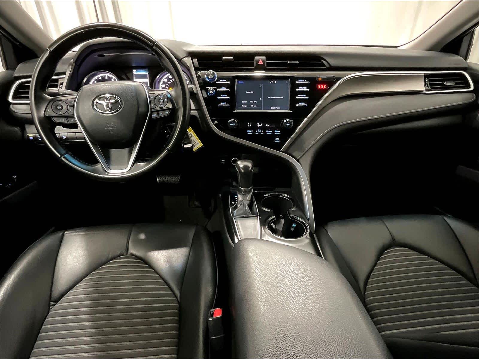 2018 Toyota Camry SE - Photo 21