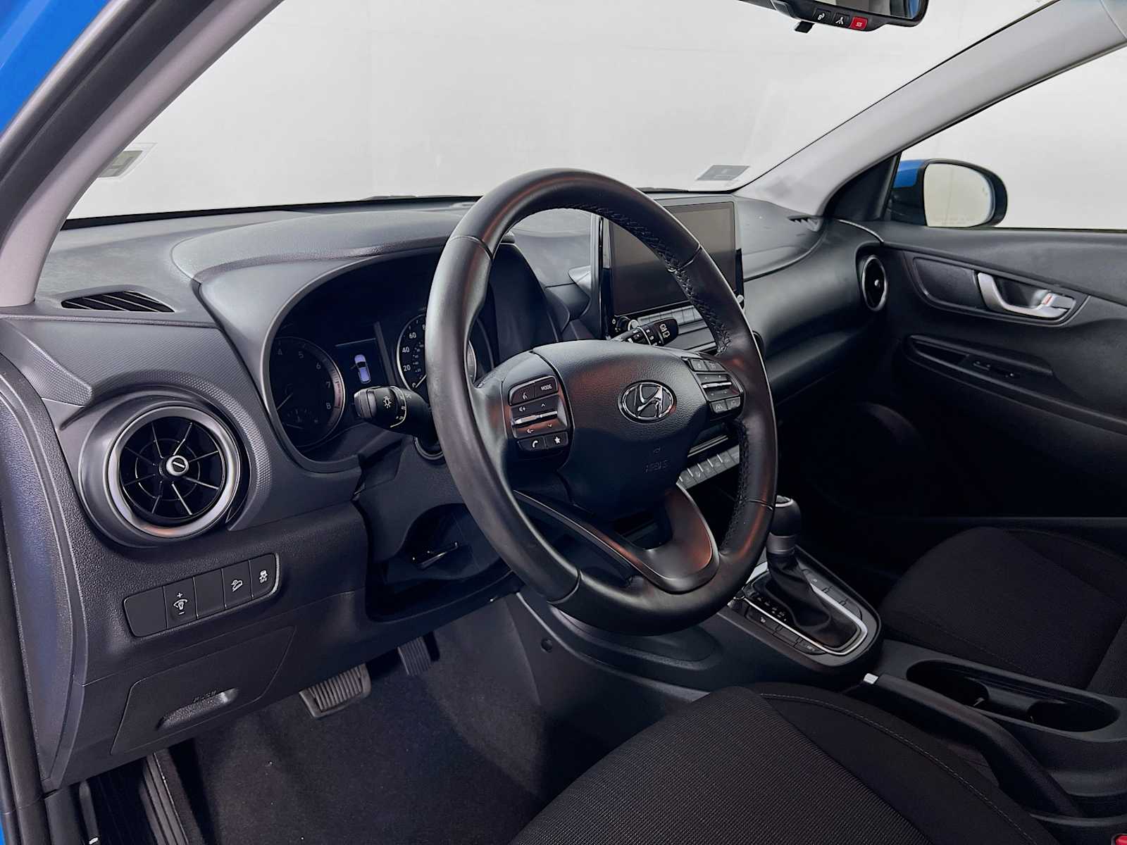 2023 Hyundai Kona SEL - Photo 9