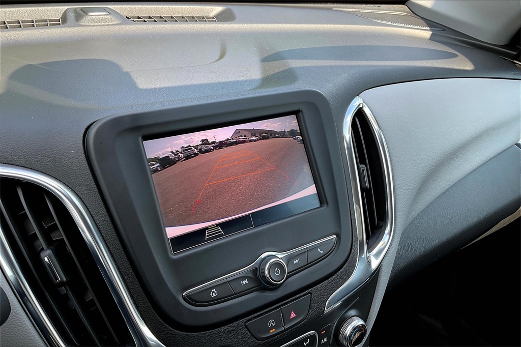 2023 Chevrolet Equinox LT - Photo 15