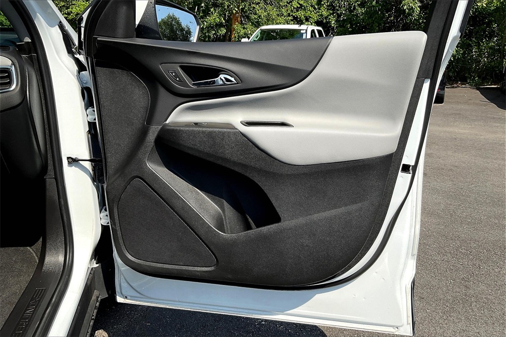 2023 Chevrolet Equinox LT - Photo 25