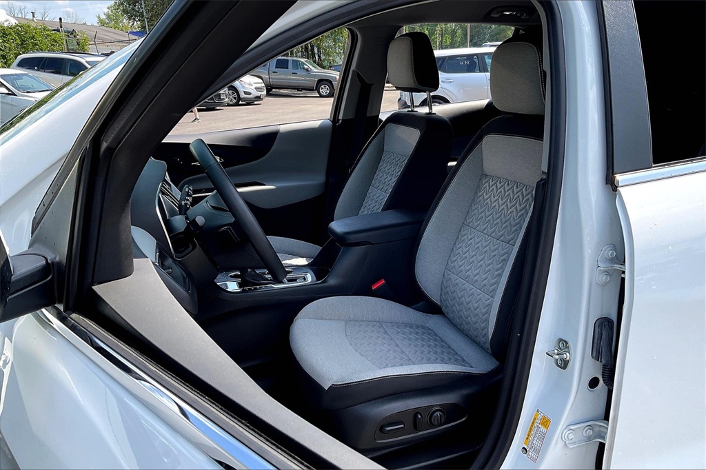2023 Chevrolet Equinox LT - Photo 10