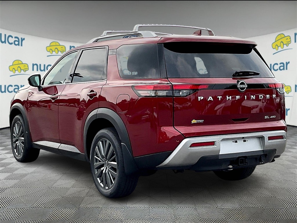 2025 Nissan Pathfinder SL photo 4