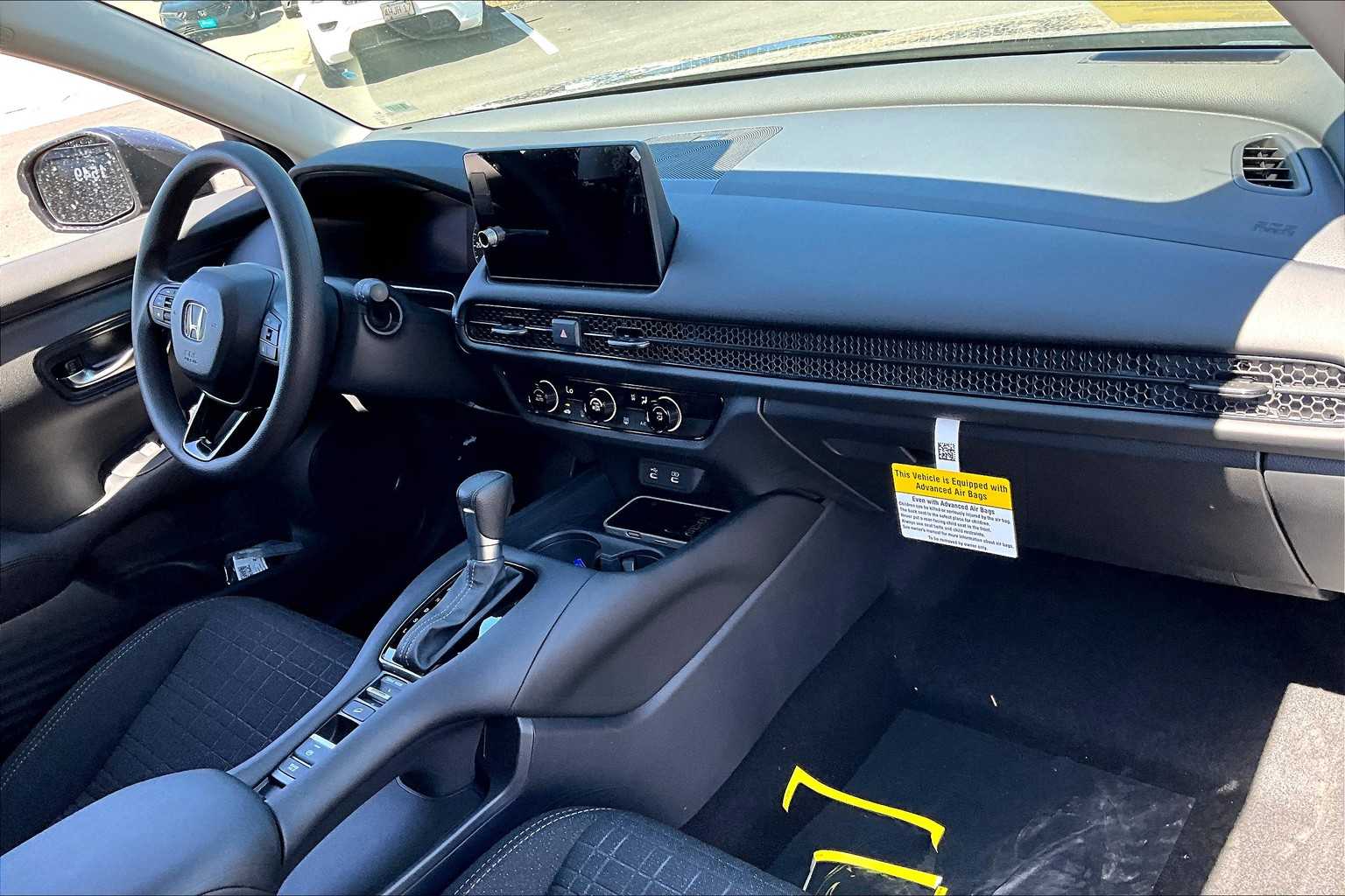 2026 Honda HR-V LX - Photo 10