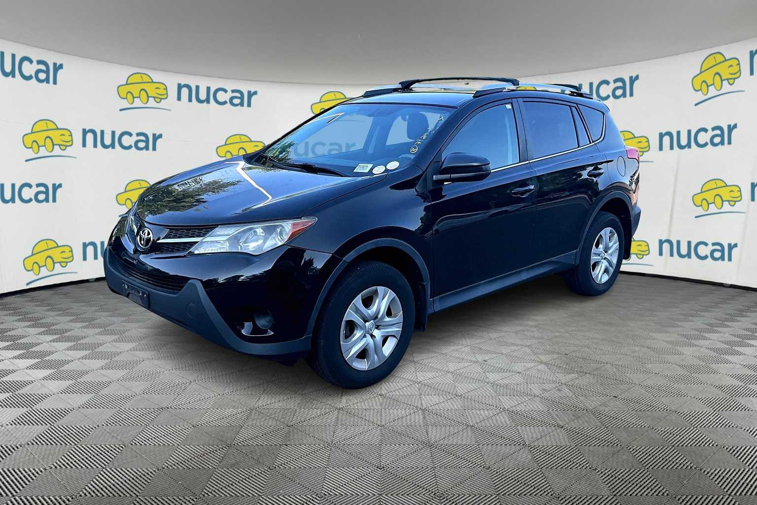 2014 Toyota RAV4 LE - Photo 2