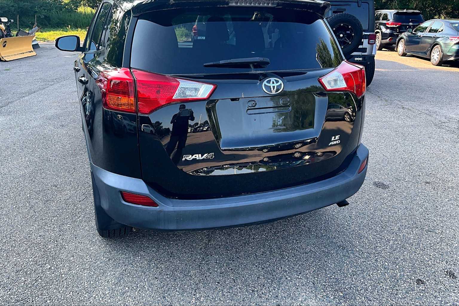 2014 Toyota RAV4 LE - Photo 7
