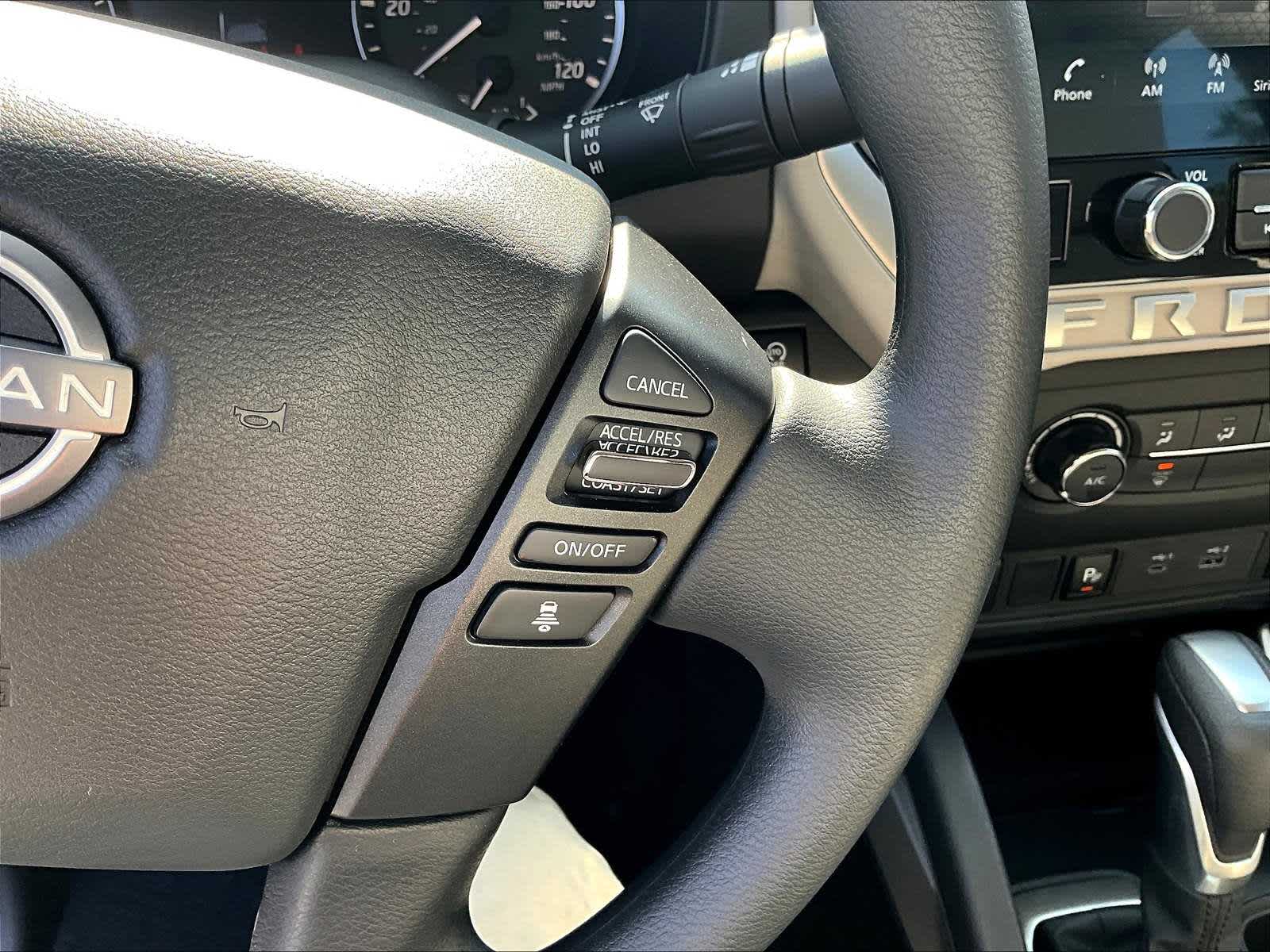 2025 Nissan Frontier SV - Photo 16