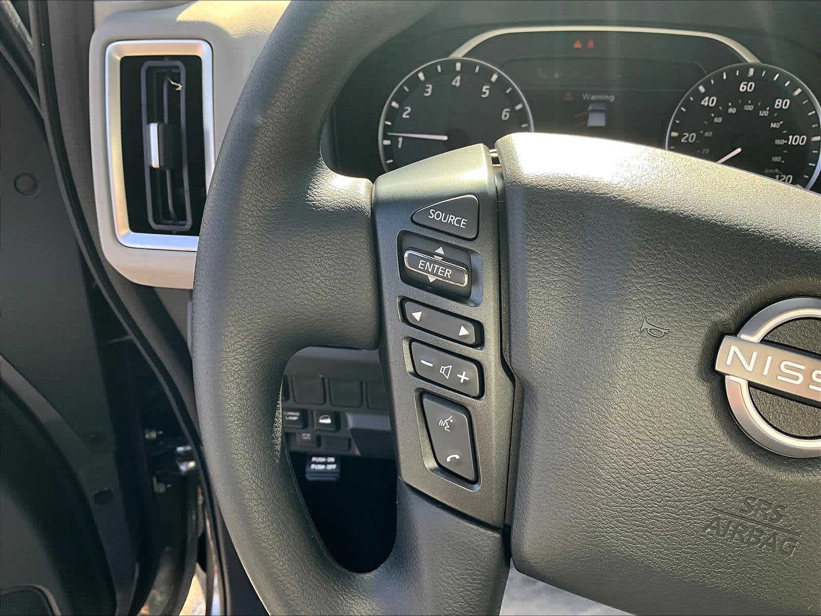 2025 Nissan Frontier SV - Photo 19