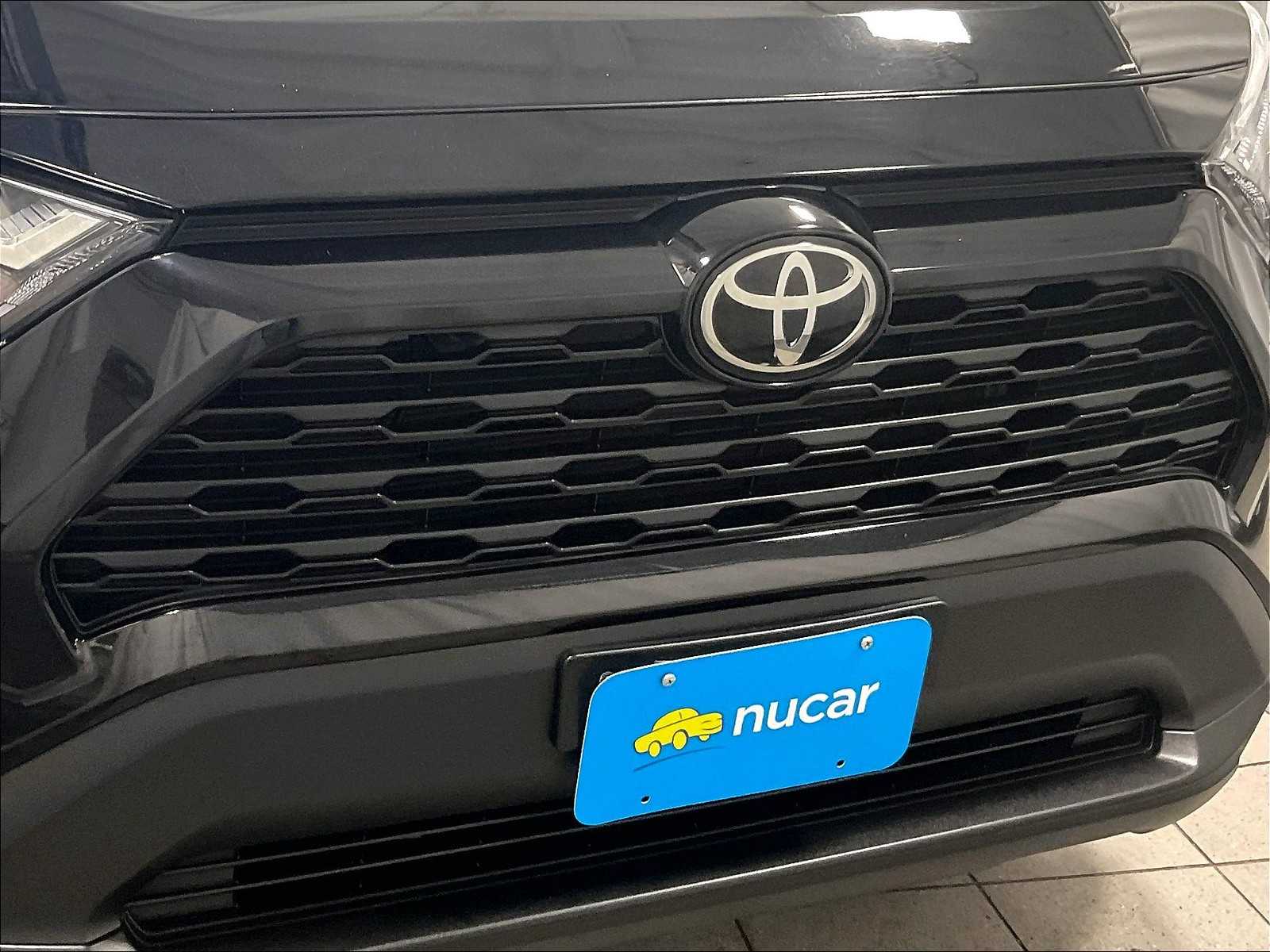 2023 Toyota RAV4 XLE - Photo 31