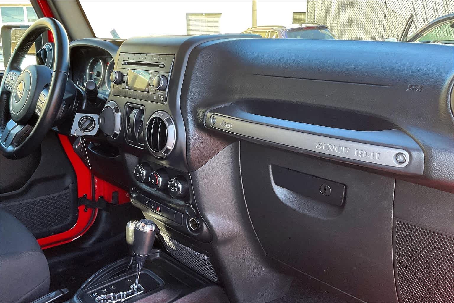 2017 Jeep Wrangler Sport - Photo 14