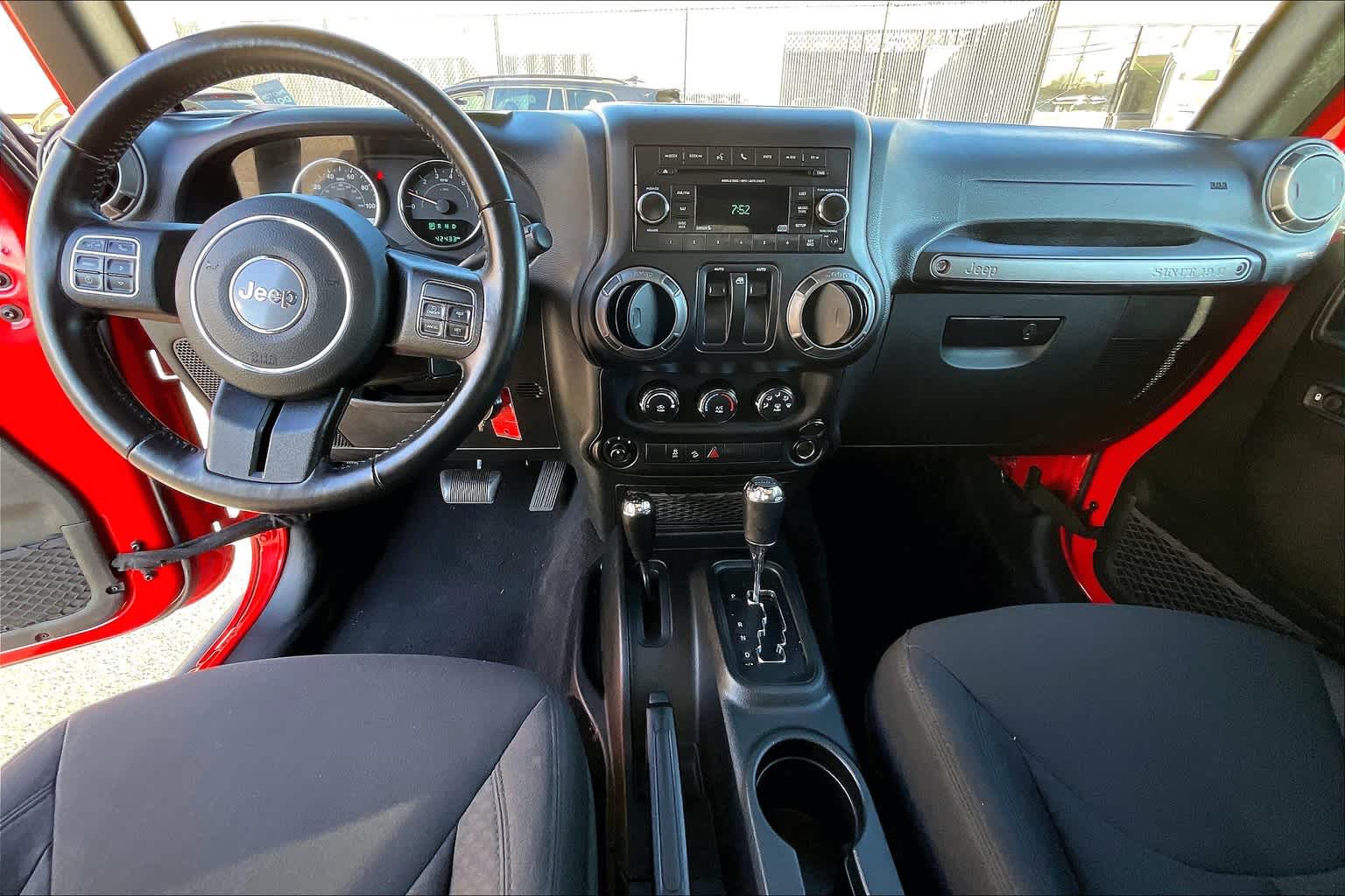 2017 Jeep Wrangler Sport - Photo 21